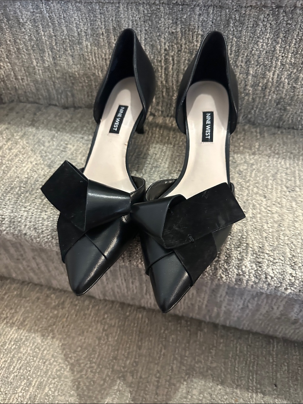 Nine West Black Pointed D'Orsay Bow Heels size 10m